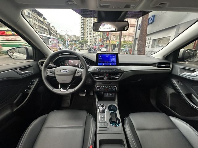 Ford/福特  Focus  第13張相片