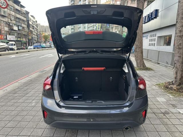 Ford/福特  Focus  第8張相片