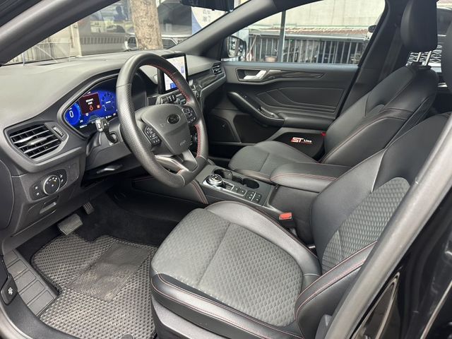 Ford/福特  Focus  第9張相片