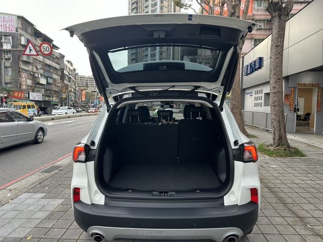 Ford/福特  Kuga 2021 Ford Kuga EcoBoost 180 旗艦X  第7張相片