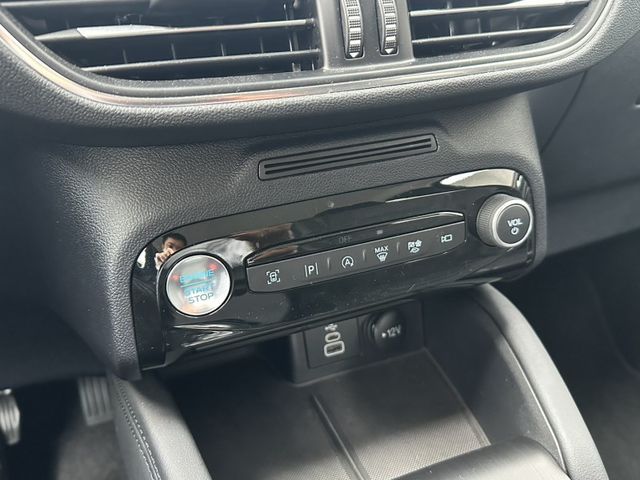 Ford/福特  Kuga 2024年Ford KUGA 1.5 VIGNALE 客  第17張相片
