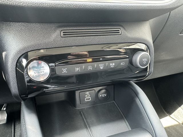 Ford/福特  Kuga 2024年Ford KUGA 1.5 VIGNALE 客車版  第14張相片