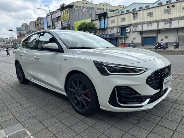 Ford/福特  Focus 2025 福特 FORD focus st-line vignale 原廠認證中  第3張相片