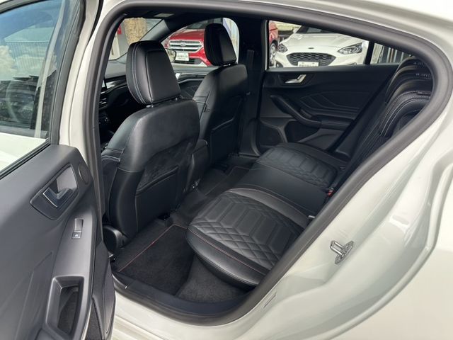 Ford/福特  Focus 2025 福特 FORD focus st-line vignale 原廠認證中  第9張相片
