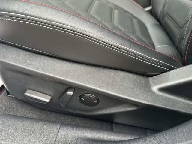 Ford/福特  Focus 2025 福特 FORD focus st-line vignale 原廠認證中  第16張相片