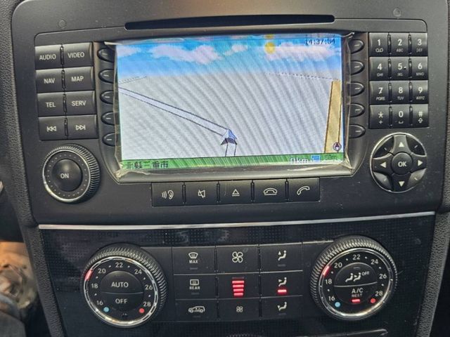 Mercedes-Benz/賓士   ML-CLASS  ML350  第18張相片