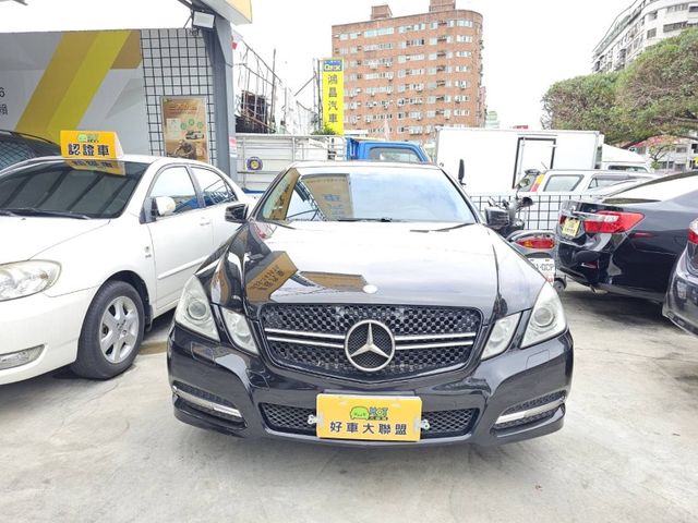 Mercedes-Benz/賓士   E-CLASS  E200  第2張相片
