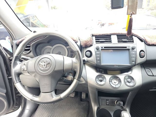 Toyota  RAV4  第6張相片