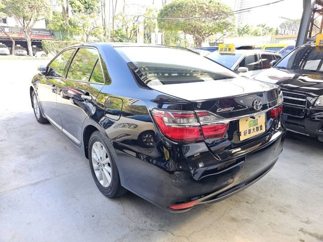 Toyota  Camry  第5張相片