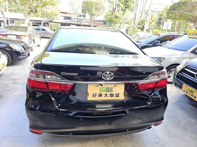 Toyota  Camry  第8張相片