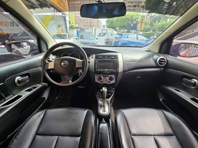 Nissan  Livina  第4張相片