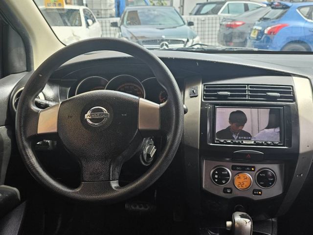 Nissan  Livina  第7張相片