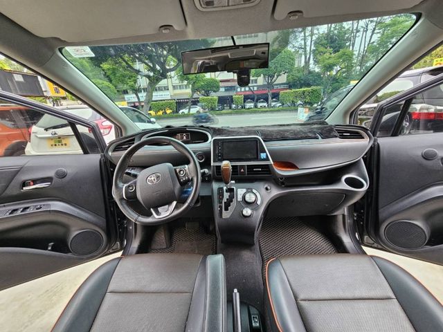 Toyota  SIENTA  第13張相片
