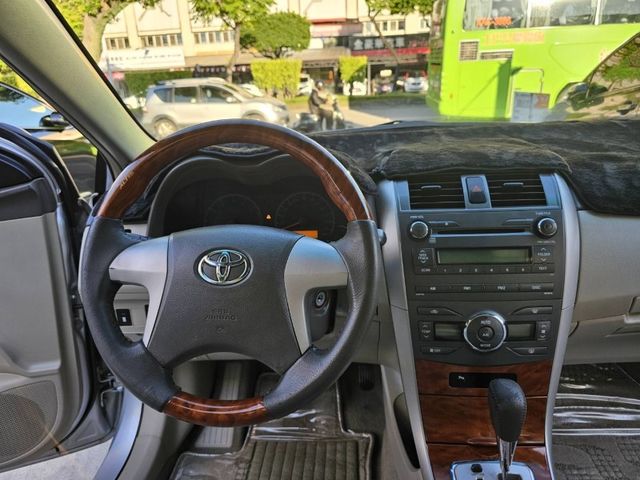 Toyota  Altis  第12張相片