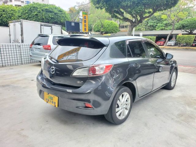Mazda  Mazda3  第4張相片