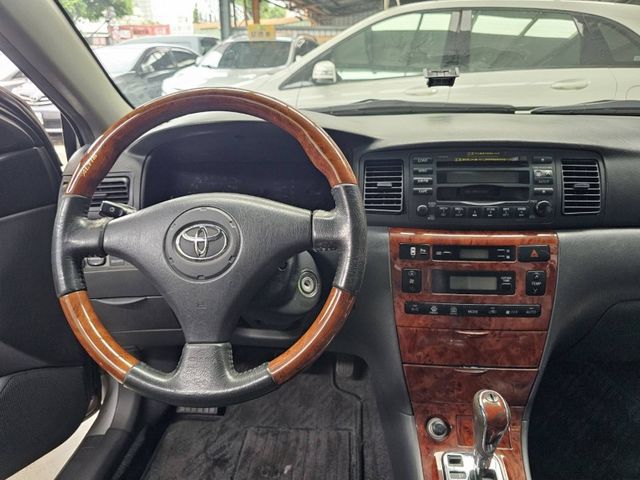 Toyota  Altis  第9張相片