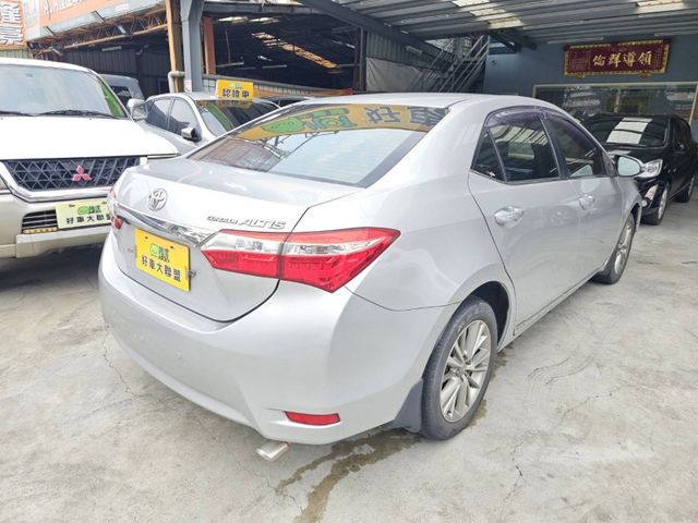Toyota  Altis  第3張相片