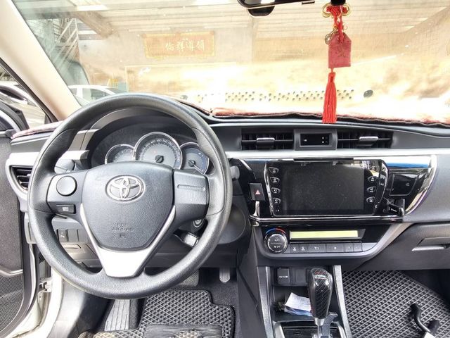 Toyota  Altis  第10張相片