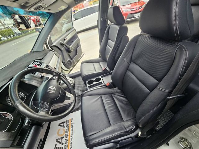 Honda  CR-V 天窗.定速.安卓機.倒車顯影.純跑12萬.認證保固  第6張相片