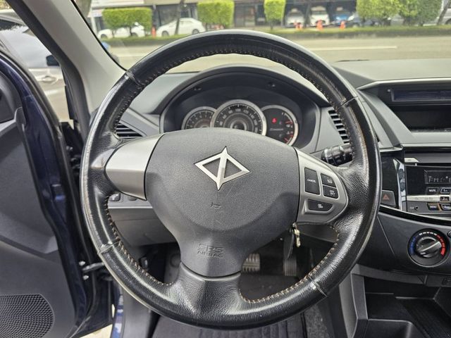 Mitsubishi  Zinger 一手車.純跑5萬.中央空調.定速.鋁圈.原版件.認證  第12張相片