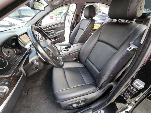 BMW/ 寶馬  5 SERIES  520d  第8張相片