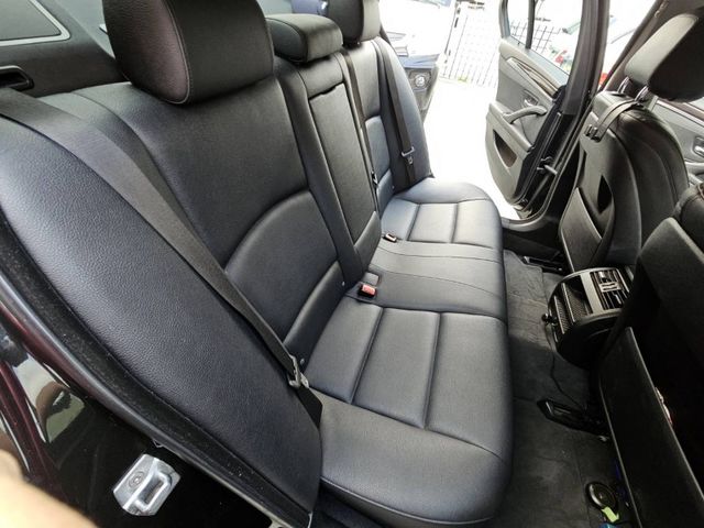 BMW/ 寶馬  5 SERIES  520d  第10張相片