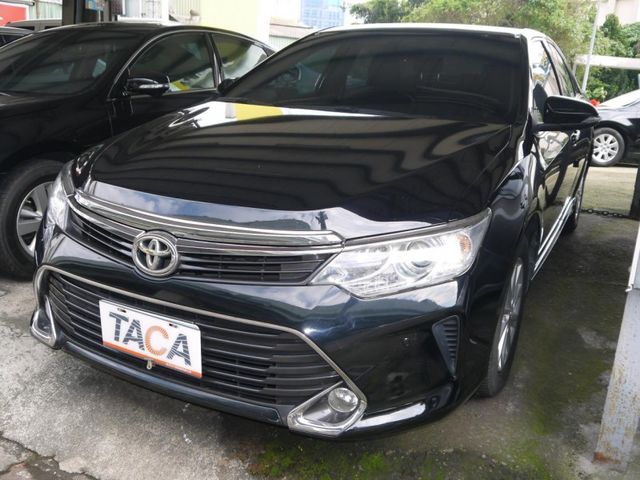 Toyota  Camry  第1張相片