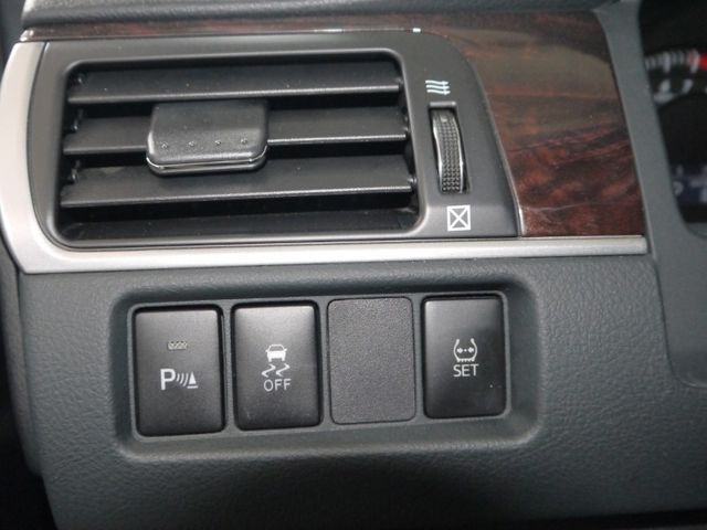 Toyota  Camry  第5張相片