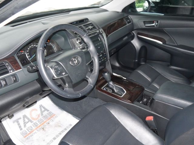 Toyota  Camry  第6張相片