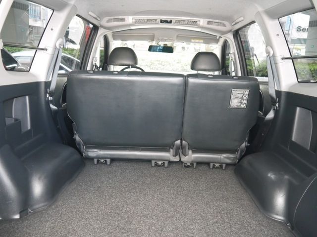 Mitsubishi  Zinger  第8張相片
