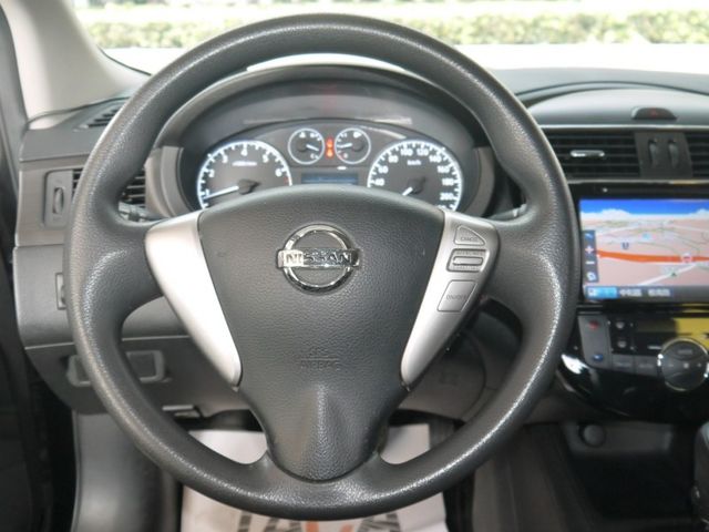 Nissan  Tiida  第4張相片