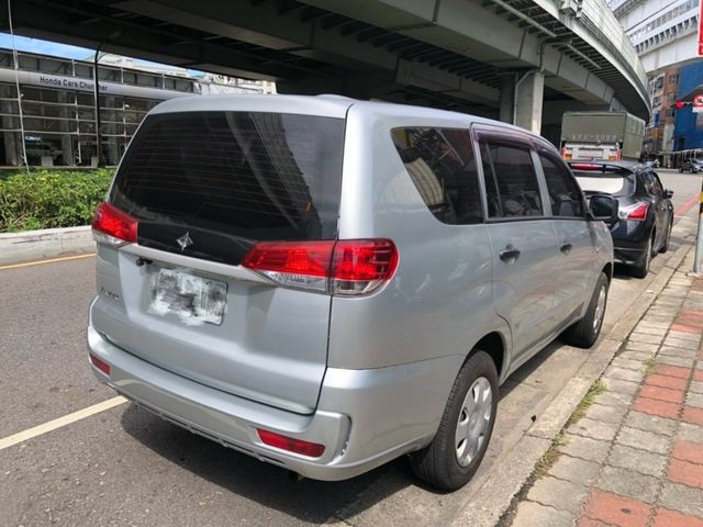 Mitsubishi  Zinger  第6張相片