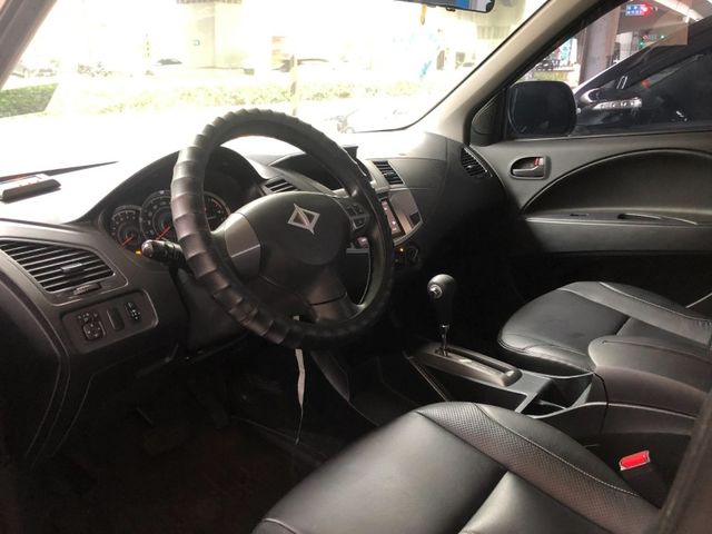 Mitsubishi  Zinger  第5張相片