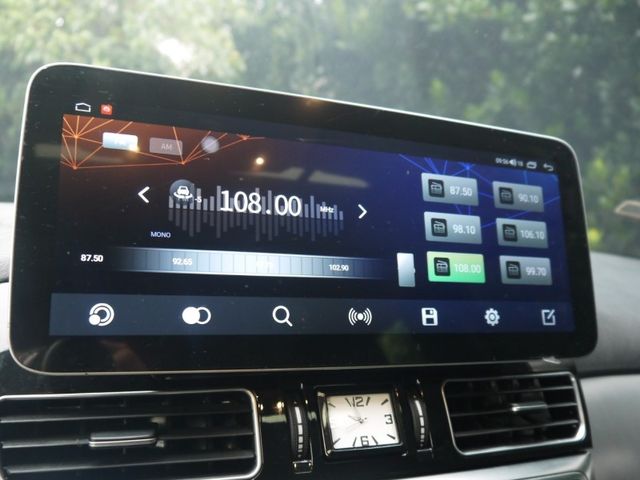 Mercedes-Benz/賓士   ML-CLASS  ML250  第5張相片