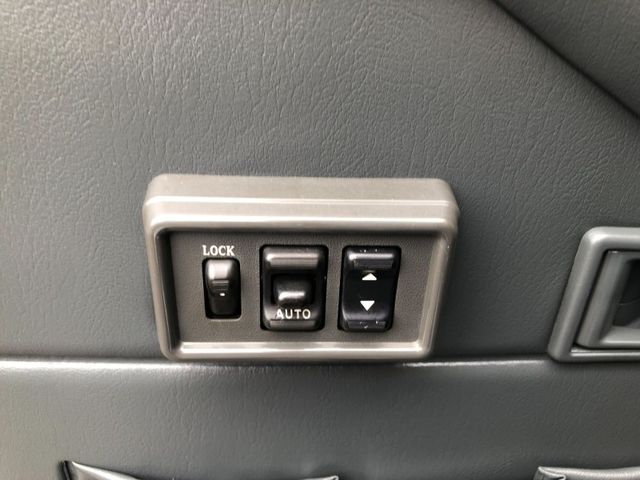 Mitsubishi  Delica  第5張相片