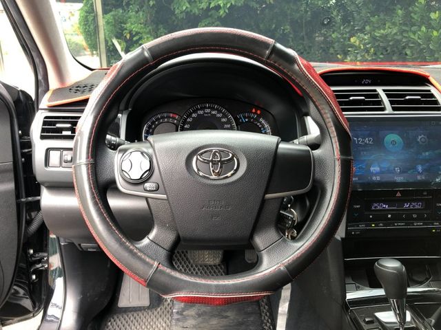 Toyota  Camry  第6張相片