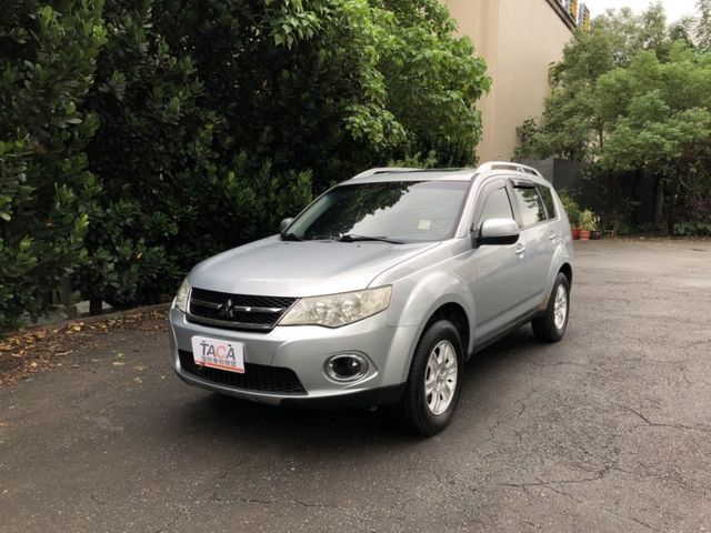 Mitsubishi  Outlander  第1張相片