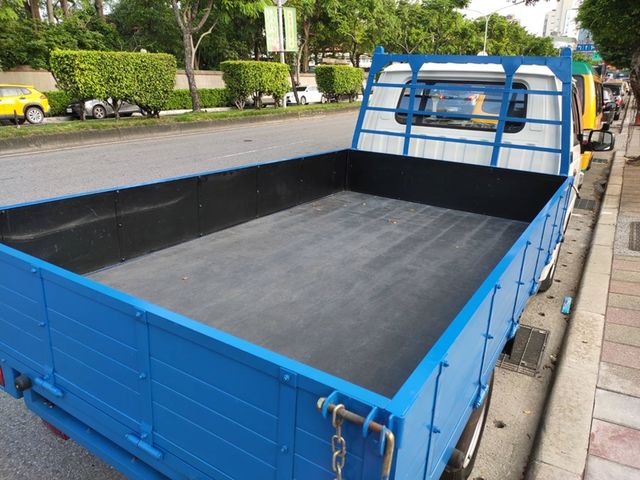Mitsubishi  Delica  第6張相片