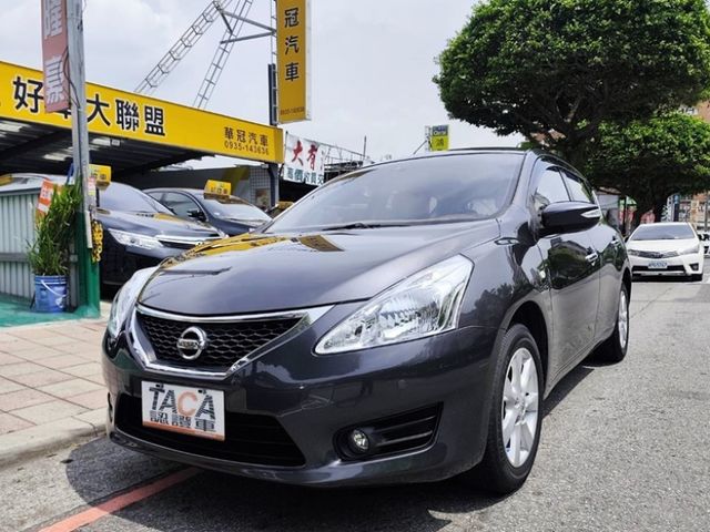 Nissan  Tiida  第1張相片