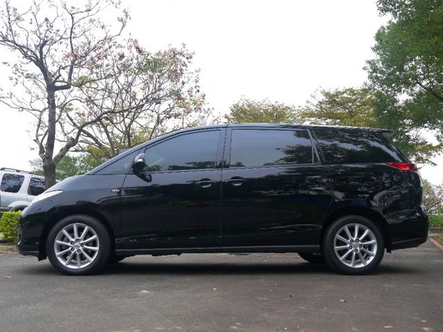 Toyota  Previa  第5張相片