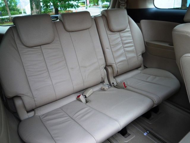 Toyota  Previa  第16張相片