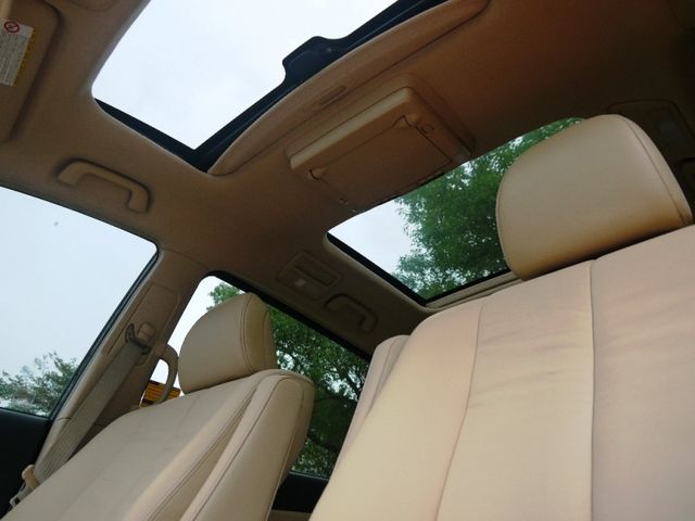 Toyota  Previa  第17張相片