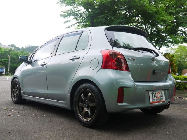 Toyota  Yaris  第5張相片