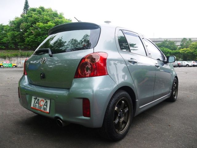 Toyota  Yaris  第6張相片