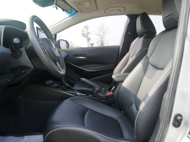 Toyota  Altis  第12張相片