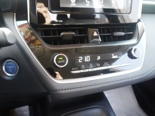 Toyota  Altis  第19張相片