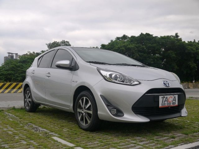 Toyota  Prius C  第3張相片