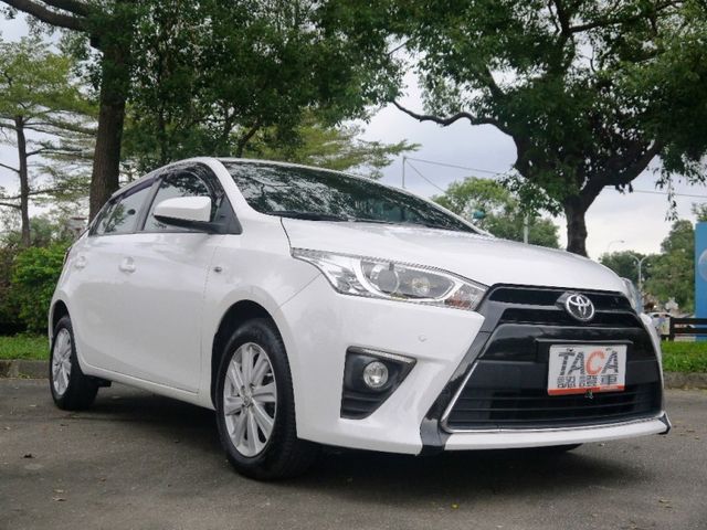 Toyota  Yaris  第4張相片