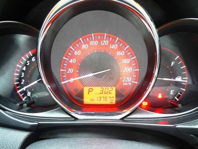 Toyota  Yaris  第17張相片