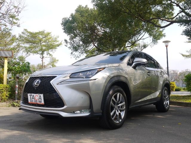 Lexus  NX  第1張相片